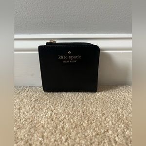 Small Kate Spade wallet